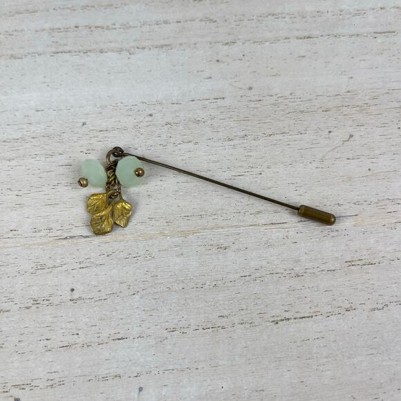 🍃 Brass Gold Tone Stick Pin Leaves Charm Mint Green Faceted Dangling Beads - Picture 2 of 16